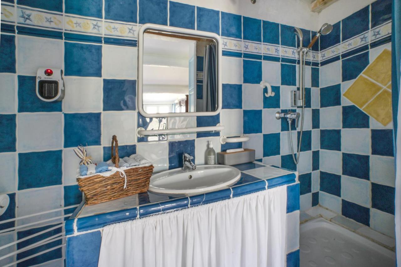 Clos Des Herissons - Chambres D'Hote - Piscine & Jardin Lauris Ngoại thất bức ảnh